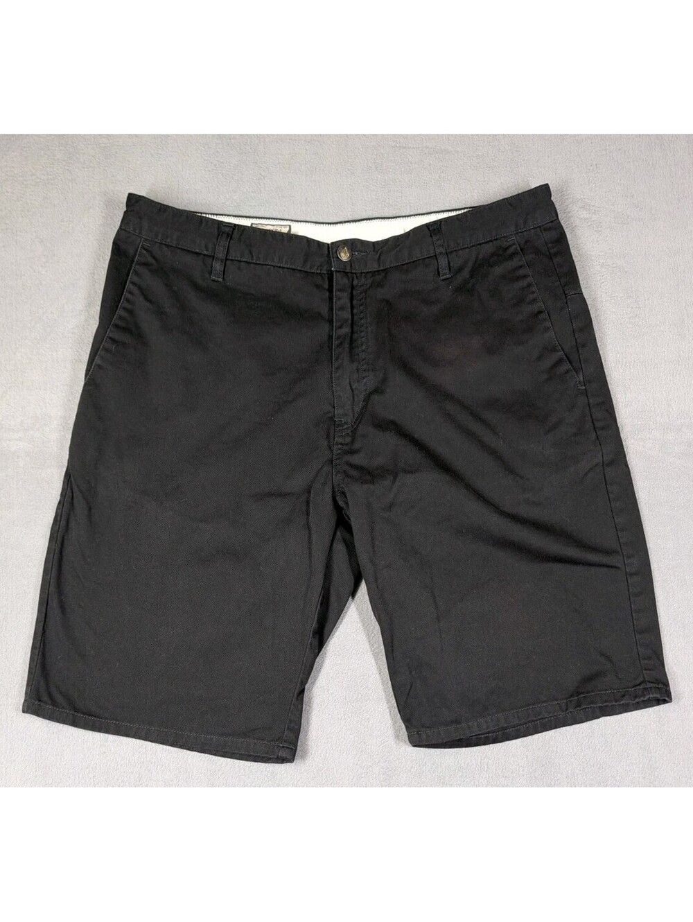 Volcom Mens 36 Black Vmont Chino Shorts Casual Skate Stretch Flat Front Cotton